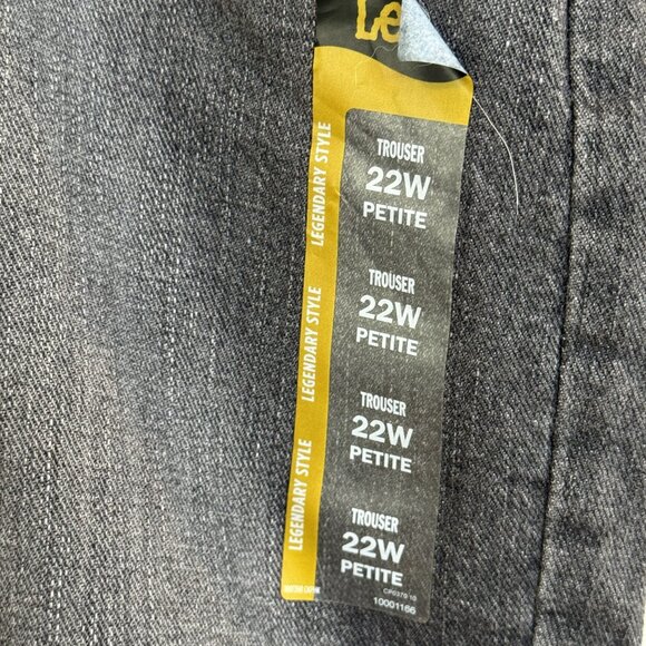 NWT Lee Legendary Plus High-Rise Trouser Jeans 22W Petite Dark Wash Wide Leg - Picture 3 of 10